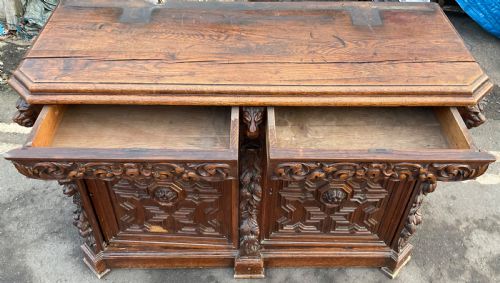 VICTORIAN LARGE CARVED OAK SIDEBOARD - ADDITIONAL PHOTO 3
