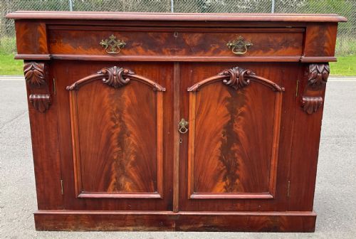 VICTORIAN MAHOGANY TWO DOOR SIDEBOARD - ADDITIONAL PHOTO 1