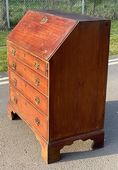 GEORGIAN MAHOGANY WRITING BUREAU - ADDITIONAL PHOTO 2