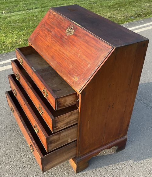 GEORGIAN MAHOGANY WRITING BUREAU - ADDITIONAL PHOTO 12