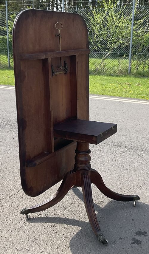 GEORGIAN MAHOGANY BREAKFAST TABLE - ADDITIONAL PHOTO 2