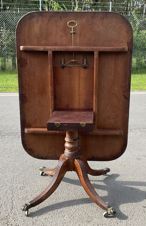 GEORGIAN MAHOGANY BREAKFAST TABLE - ADDITIONAL PHOTO 3