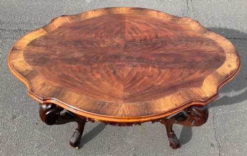 VICTORIAN OVAL MAHOGANY SHAPED TOP CENTRE TABLE - ADDITIONAL PHOTO 5