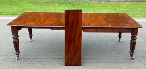 WILLIAM IV MAHOGANY EXTENDING DINING TABLE TO SEAT TEN - ADDITIONAL PHOTO 5