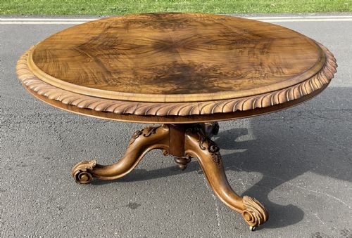 Victorian Round Walnut Pedestal Centre Table