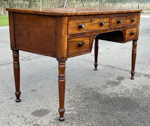 GEORGIAN MAHOGANY KNEEHOLE WRITING DESK - ADDITIONAL PHOTO 3