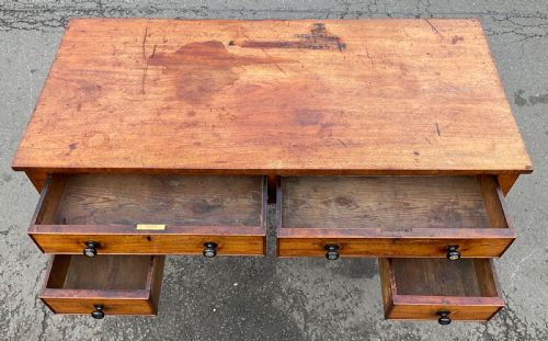 GEORGIAN MAHOGANY KNEEHOLE WRITING DESK - ADDITIONAL PHOTO 9