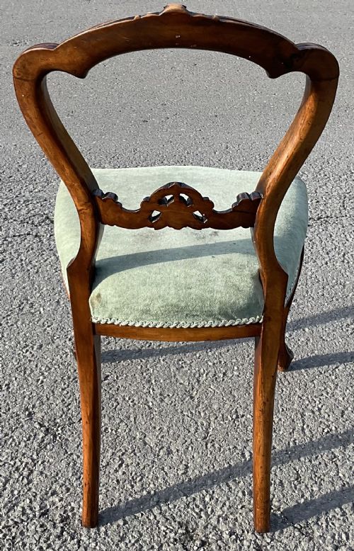 SET OF SIX VICTORIAN WALNUT DINING CHAIRS - ADDITIONAL PHOTO 10