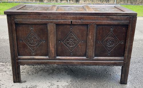 ANTIQUE OAK CARVED BLANKET CHEST - ADDITIONAL PHOTO 1