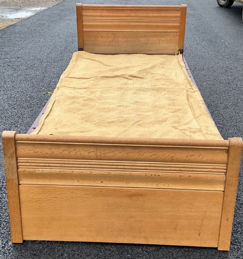 GORDON RUSSELL LIGHT OAK SINGLE BED