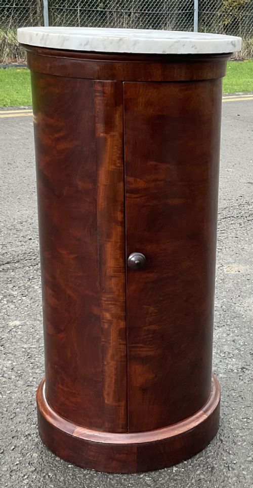 VICTORIAN MARBLE TOP MAHOGANY CABINET - ADDITIONAL PHOTO 5