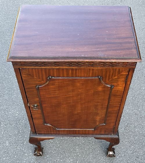 EDWARDIAN MAHOGANY MUSIC CABINET - ADDITIONAL PHOTO 2