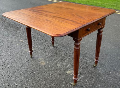 VICTORIAN MAHOGANY DROPLEAF PEMBROKE TABLE - ADDITIONAL PHOTO 11