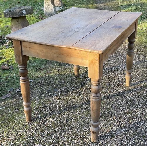 VICTORIAN PINE KITCHEN TABLE - ADDITIONAL PHOTO 5