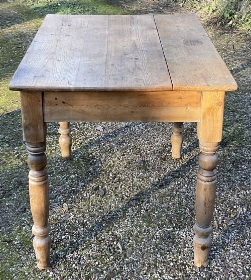 VICTORIAN PINE KITCHEN TABLE - ADDITIONAL PHOTO 6