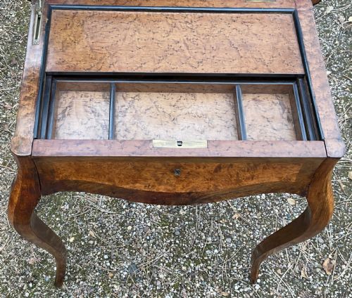LADIES WALNUT WORK TABLE - ADDITIONAL PHOTO 8