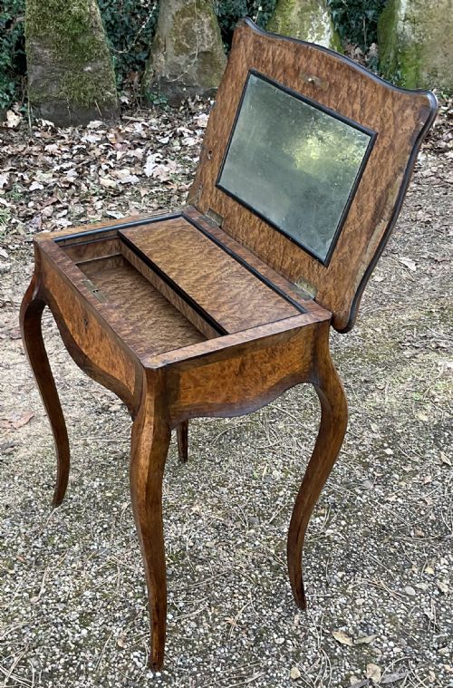 LADIES WALNUT WORK TABLE - ADDITIONAL PHOTO 13
