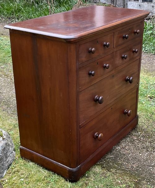 VICTORIAN MAHOGANY CHEST OF DRAWERS - ADDITIONAL PHOTO 1