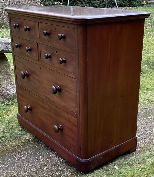 VICTORIAN MAHOGANY CHEST OF DRAWERS - ADDITIONAL PHOTO 6