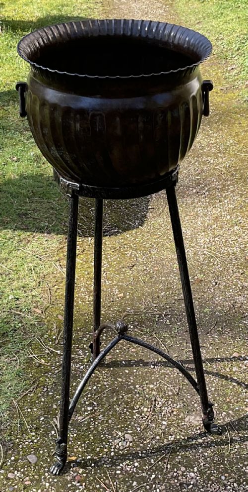 ARTS CRAFT COPPER POT ON STAND - ADDITIONAL PHOTO 3
