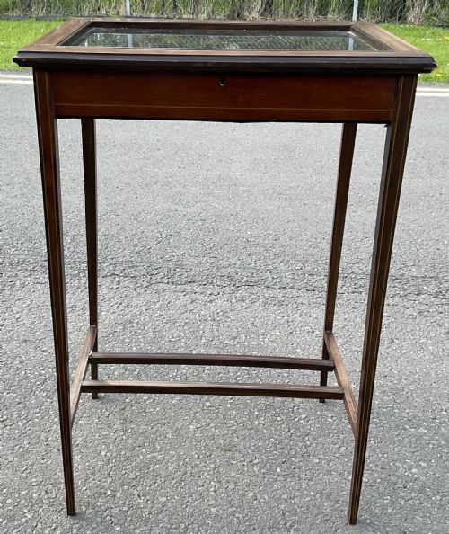 EDWARDIAN INLAID MAHOGANY DISPLAY TABLE - ADDITIONAL PHOTO 4