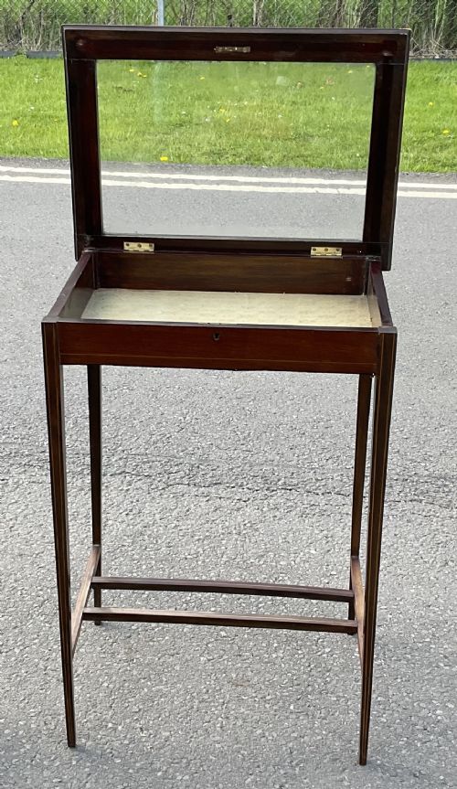 EDWARDIAN INLAID MAHOGANY DISPLAY TABLE - ADDITIONAL PHOTO 8