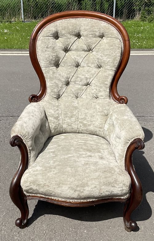 VICTORIAN MAHOGANY FRAMED FIRESIDE ARMCHAIR - ADDITIONAL PHOTO 3