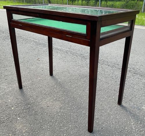 EDWARDIAN MAHOGANY DISPLAY TABLE - ADDITIONAL PHOTO 3