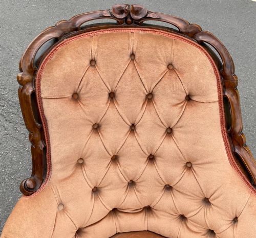 VICTORIAN ORNATE MAHOGANY FRAMED SETTEE - ADDITIONAL PHOTO 4