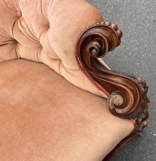 VICTORIAN ORNATE MAHOGANY FRAMED SETTEE - ADDITIONAL PHOTO 5