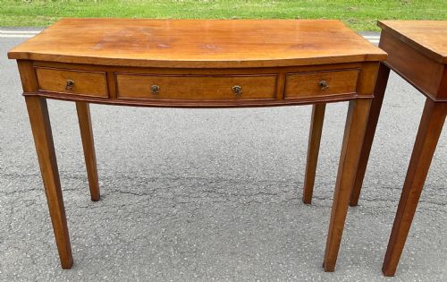 PAIR GEORGIAN STYLE MAHOGANY BOWFRONT SIDE TABLES - ADDITIONAL PHOTO 4