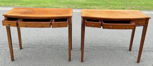 PAIR GEORGIAN STYLE MAHOGANY BOWFRONT SIDE TABLES - ADDITIONAL PHOTO 10