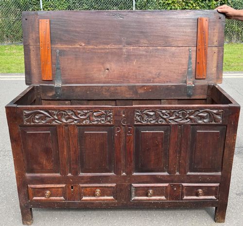 GEORGIAN LARGE OAK MULE CHEST - ADDITIONAL PHOTO 10