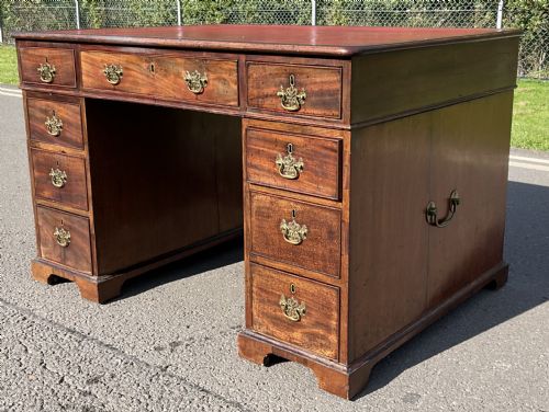 GEORGIAN SMALL MAHOGANY PARTNERS DESK - ADDITIONAL PHOTO 3