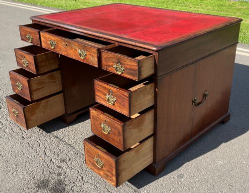 GEORGIAN SMALL MAHOGANY PARTNERS DESK - ADDITIONAL PHOTO 10