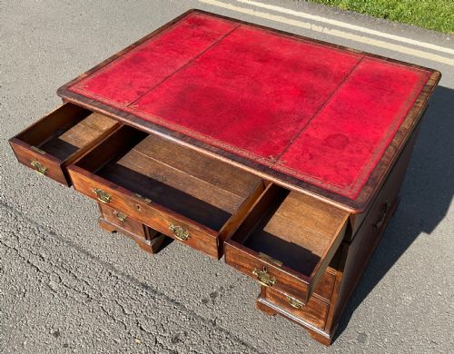 GEORGIAN SMALL MAHOGANY PARTNERS DESK - ADDITIONAL PHOTO 13