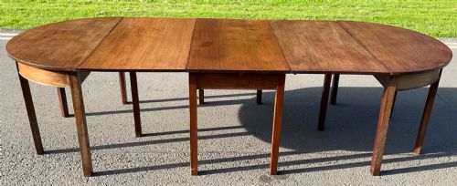 GEORGIAN MAHOGANY EXTENDING DINING TABLE TO SEAT 12 - ADDITIONAL PHOTO 11