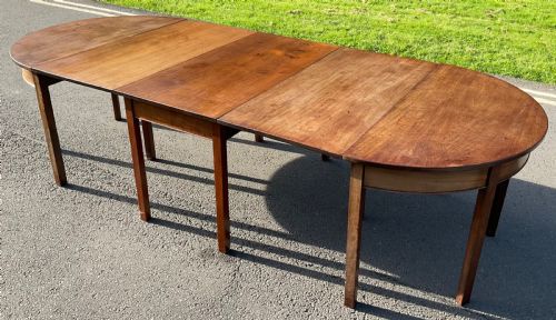 GEORGIAN MAHOGANY EXTENDING DINING TABLE TO SEAT 12 - ADDITIONAL PHOTO 12