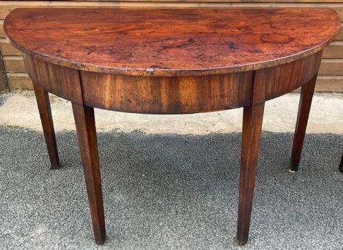 PAIR OF GEORGIAN MAHOGANY DEND CONSOLE TABLES - ADDITIONAL PHOTO 3