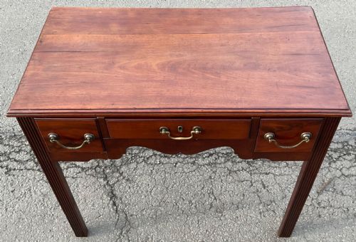 GEORGIAN MAHOGANY SIDE TABLE - ADDITIONAL PHOTO 4