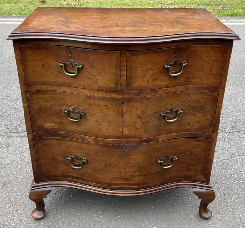WALNUT SERPENTINE CHEST OF DRAWERS - ADDITIONAL PHOTO 2