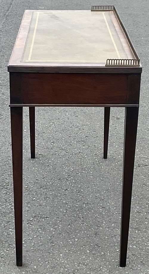 GEORGIAN STYLE MAHOGANY WRITING TABLE - ADDITIONAL PHOTO 4