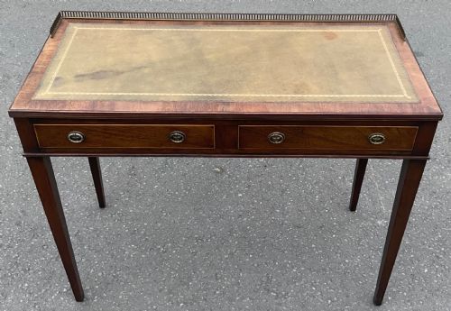GEORGIAN STYLE MAHOGANY WRITING TABLE - ADDITIONAL PHOTO 8