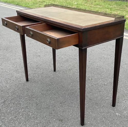GEORGIAN STYLE MAHOGANY WRITING TABLE - ADDITIONAL PHOTO 11