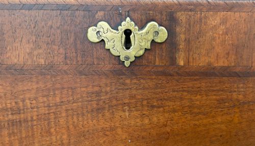 GEORGIAN WALNUT WRITING BUREAU - ADDITIONAL PHOTO 13