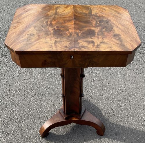 REGENCY MAHOGANY WORKBOX ON STAND - ADDITIONAL PHOTO 5