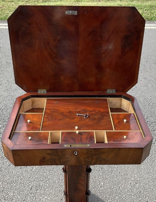 REGENCY MAHOGANY WORKBOX ON STAND - ADDITIONAL PHOTO 10