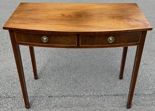 GEORGIAN BOWFRONT MAHOGANY SIDE TABLE - ADDITIONAL PHOTO 9