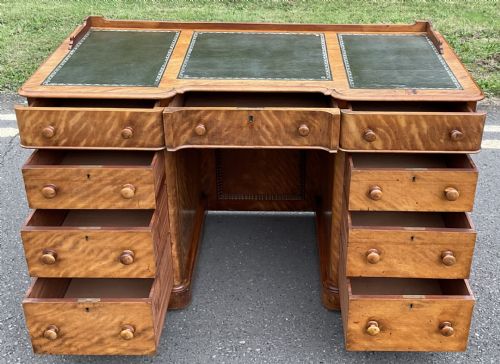VICTORIAN SATIN BIRCH PEDESTAL WRITING DESK - ADDITIONAL PHOTO 5