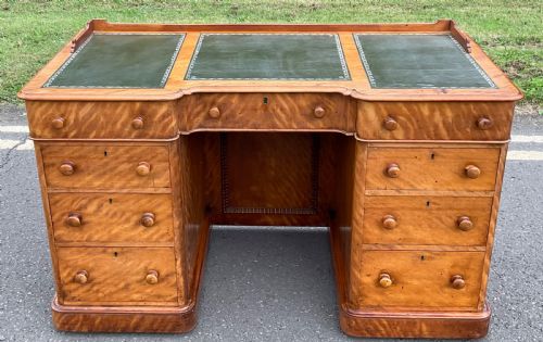 VICTORIAN SATIN BIRCH PEDESTAL WRITING DESK - ADDITIONAL PHOTO 6